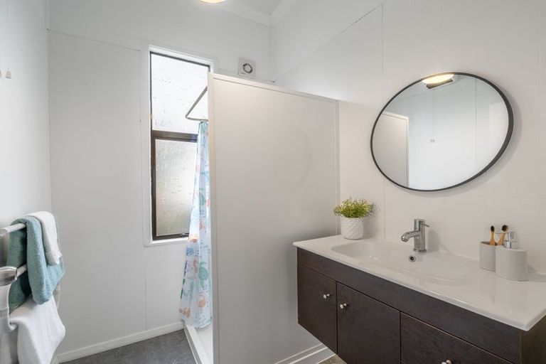 Photo of property in 27 Lowe Street, Avenal, Invercargill, 9810
