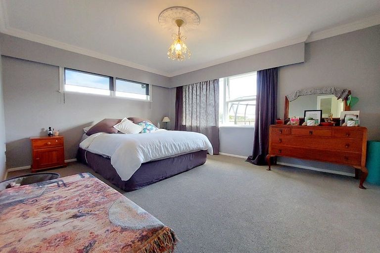 Photo of property in 20 Duncan Road, St Andrews, Hamilton, 3200