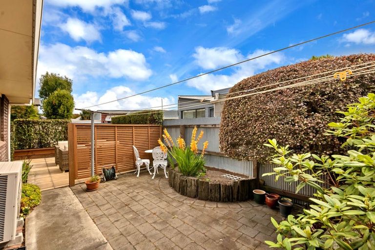 Photo of property in 2/30 Strickland Street, Sydenham, Christchurch, 8023