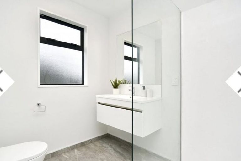 Photo of property in 6 Lazarus Lane, Halswell, Christchurch, 8025