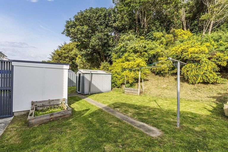 Photo of property in 73 Dimock Street, Titahi Bay, Porirua, 5022
