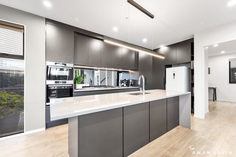 Photo of property in 90 Joshua Carder Drive, Hobsonville, Auckland, 0616