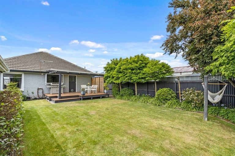 Photo of property in 52 Vivian Street, Burwood, Christchurch, 8083