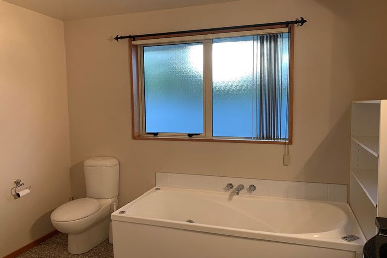 Photo of property in 95 Rolleston Drive, Rolleston, 7614