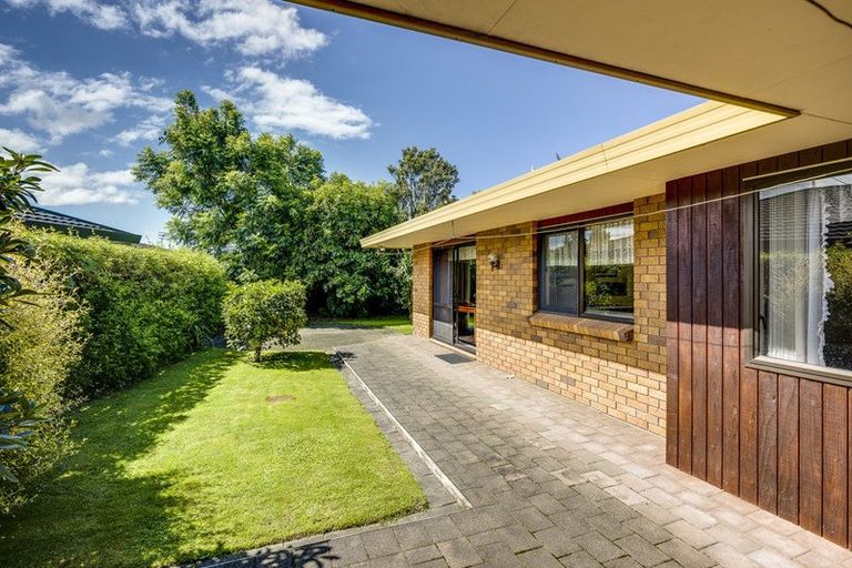 Photo of property in 32 Kotuku Place, Taradale, Napier, 4112