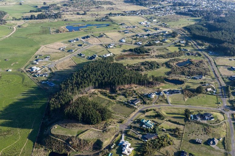 Photo of property in 16 Quail Way, Waitarere, Levin, 5510