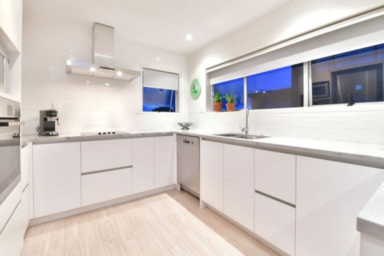 Photo of property in 3/252 Hibiscus Coast Highway, Orewa, 0931