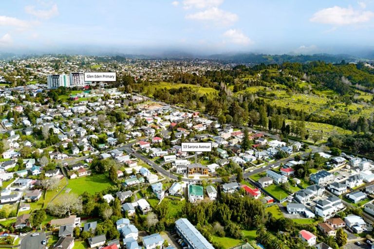 Photo of property in 13a Sarona Avenue, Glen Eden, Auckland, 0602