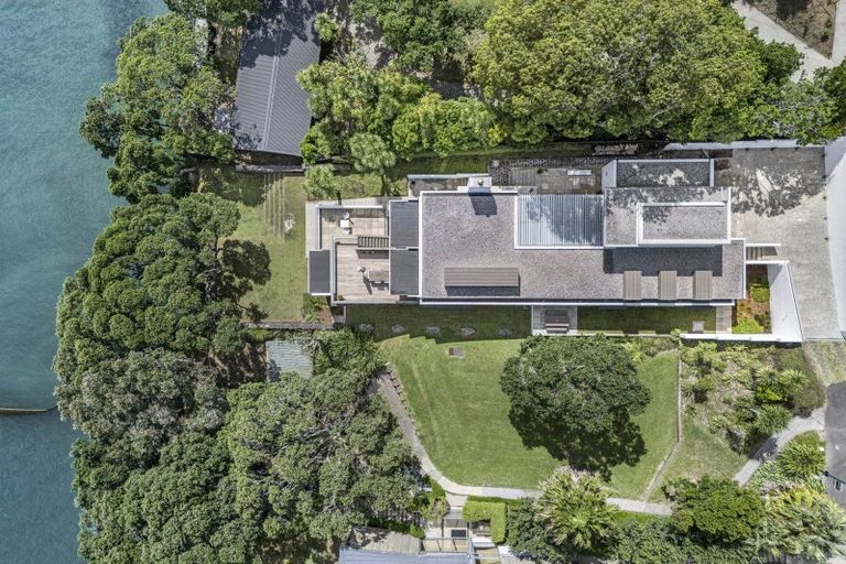 Photo of property in 94 Stanley Point Road, Stanley Point, Auckland, 0624