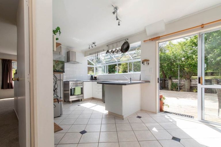 Photo of property in 51b Pleasant Road, Glen Eden, Auckland, 0602