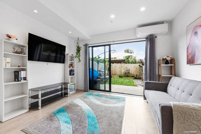 Photo of property in 2/46 Te Kanawa Crescent, Henderson, Auckland, 0610