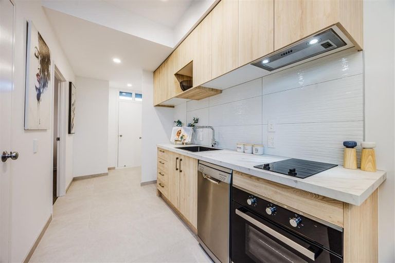 Photo of property in 66/2 Armoy Drive, East Tamaki, Auckland, 2016