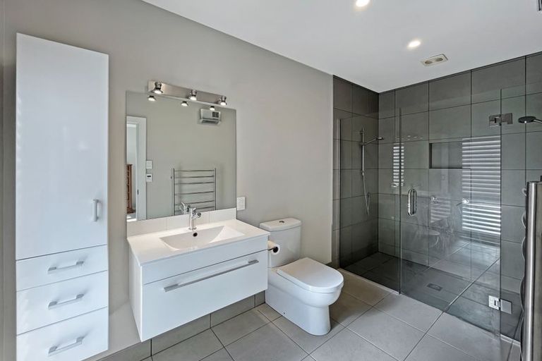 Photo of property in 78 Clyde Road, Ilam, Christchurch, 8041