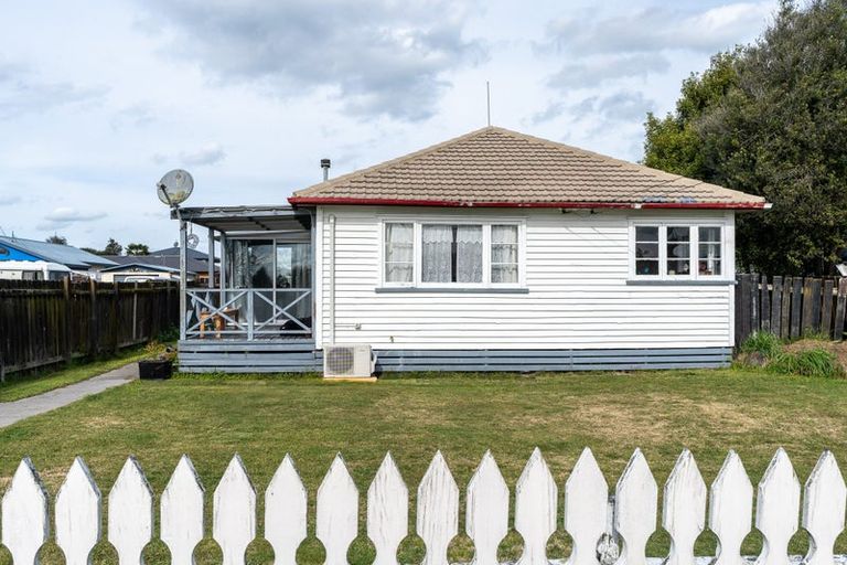 Photo of property in 9 Breckons Avenue, Nawton, Hamilton, 3200