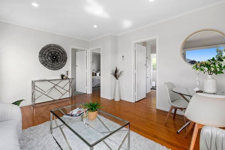 Photo of property in 4/13a Evelyn Place, Hillcrest, Auckland, 0627