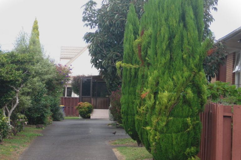 Photo of property in 1/7 Napoleon Avenue, Milford, Auckland, 0620