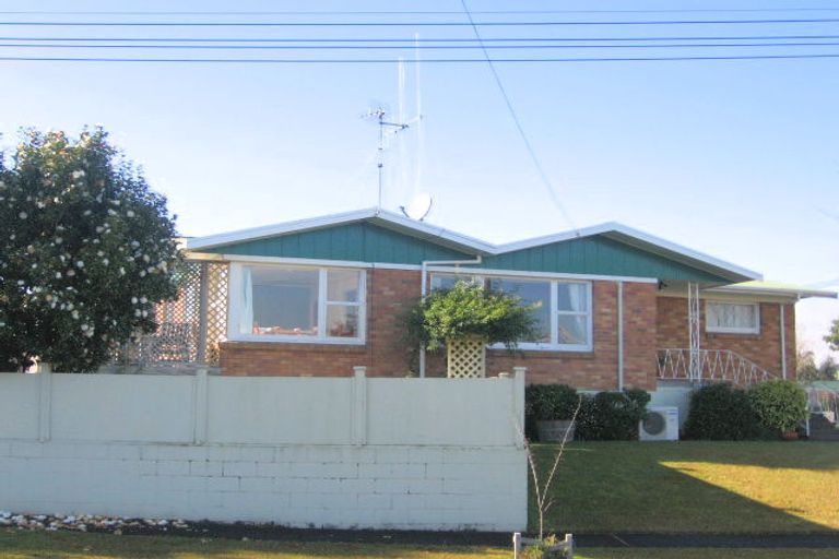 Photo of property in 2 De Vere Crescent, Chartwell, Hamilton, 3210