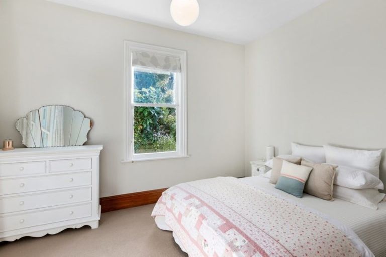 Photo of property in 82 Todman Street, Brooklyn, Wellington, 6021