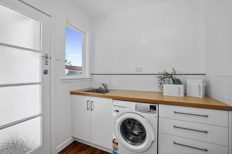 Photo of property in 206 Ngamotu Road, Spotswood, New Plymouth, 4310