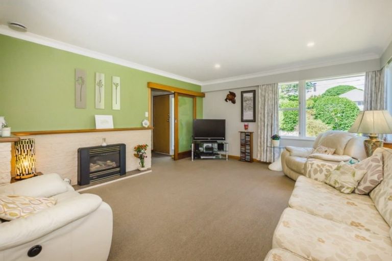 Photo of property in 4 Iti Grove, Waikanae, 5036