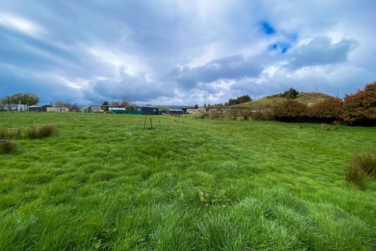 Photo of property in 13 Cleadon Street, Waikaia, 9778