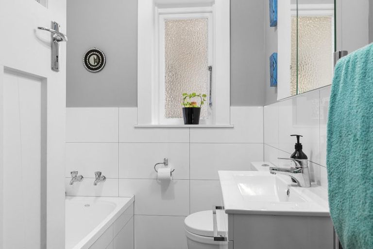 Photo of property in 45 Norton Park Avenue, Fairfield, Lower Hutt, 5011
