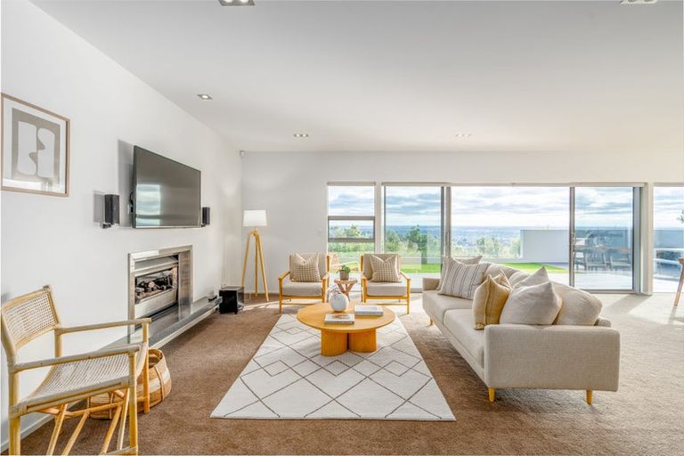 Photo of property in 6 Yelverton Place, Huntsbury, Christchurch, 8022