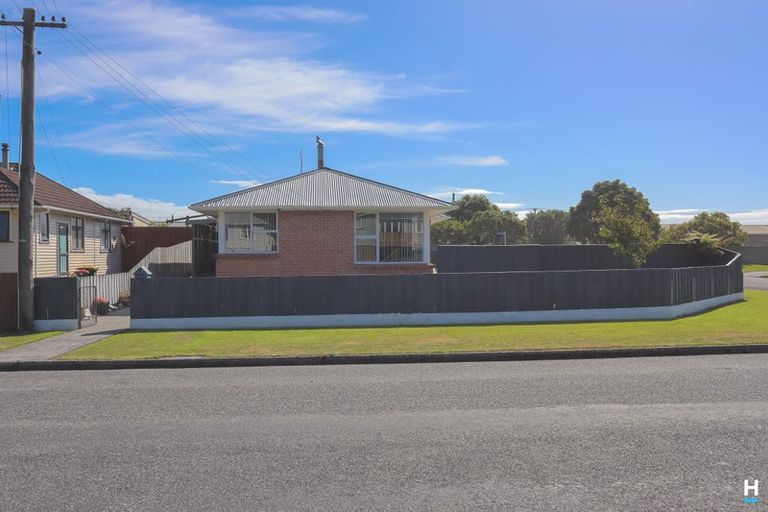 Photo of property in 76 Fitzgerald Street, Cobden, Greymouth, 7802