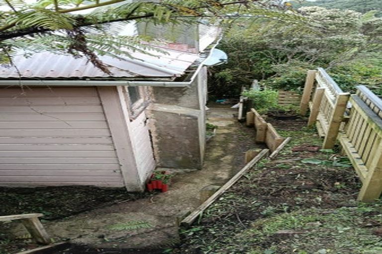 Photo of property in 28 Highbury Road, Highbury, Wellington, 6012