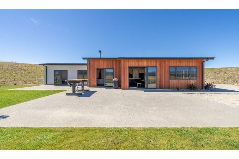 Photo of property in 167 Mcarthur Road, Springvale, Alexandra, 9391