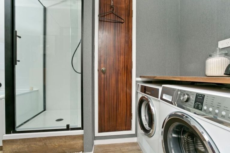 Photo of property in 8/27 Rangatira Road, Birkdale, Auckland, 0626