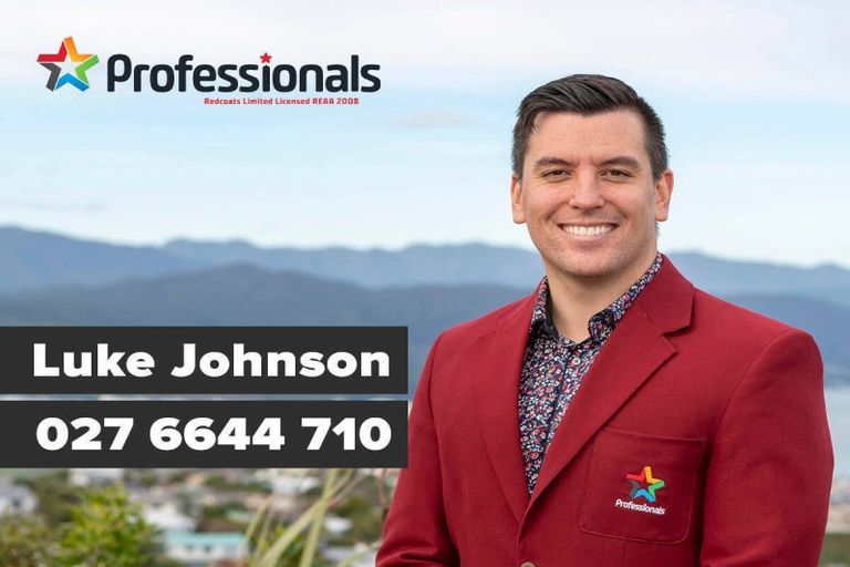 Photo of property in 224 George Street, Stokes Valley, Lower Hutt, 5019