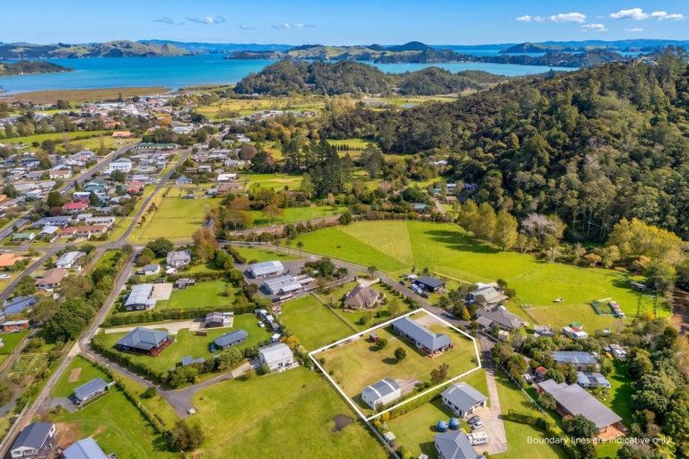 Photo of property in 294 Albert Street, Coromandel, 3506