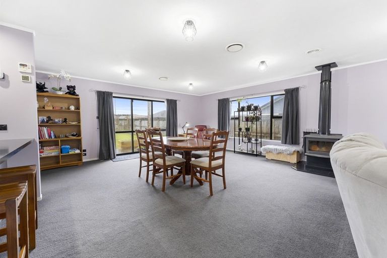 Photo of property in 53 Seyton Street, Stratford, 4332