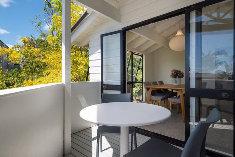 Photo of property in 20a/1 Hauraki Road, Hauraki, Auckland, 0622