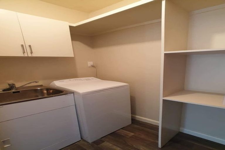 Photo of property in 37 Acacia Avenue, Upper Riccarton, Christchurch, 8041