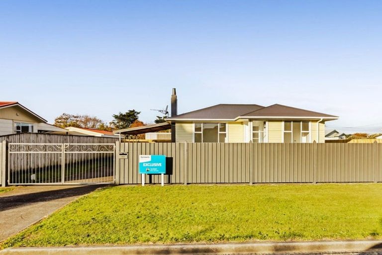 Photo of property in 25 Grey Street, Normanby, Hawera, 4614