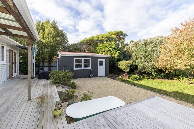 Photo of property in 144 Tilley Road, Paekakariki, 5034