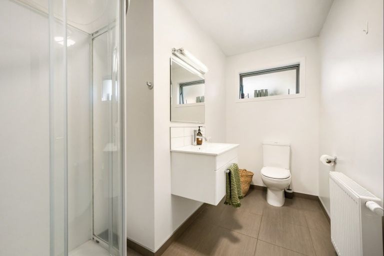 Photo of property in 11 Hikuwai Drive, Albert Town, Wanaka, 9305