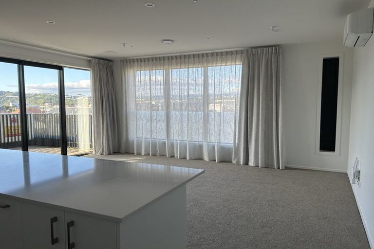 Photo of property in 304/2u Onepu Road, Kilbirnie, Wellington, 6022