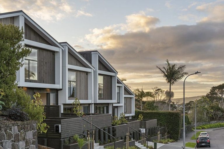 Photo of property in 7/21 Humphrey Kemp Avenue, Henderson, Auckland, 0612