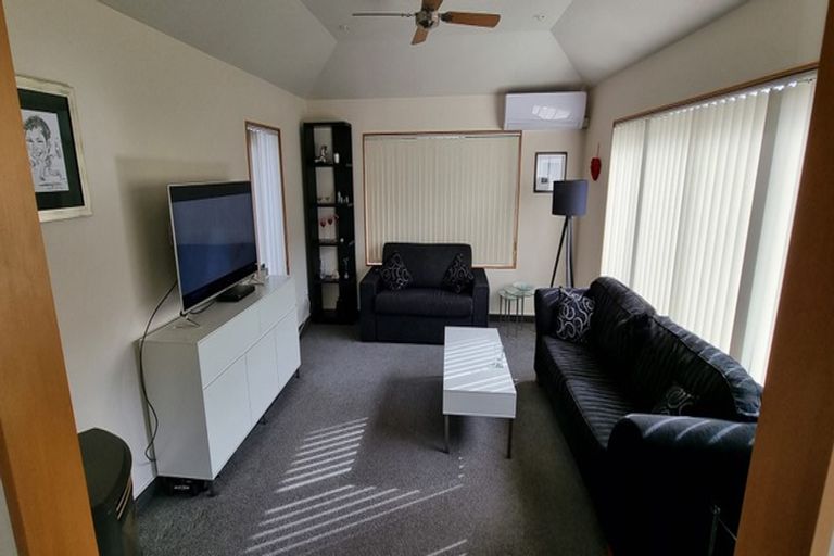 Photo of property in 96 Michael Road, Paraparaumu Beach, Paraparaumu, 5032