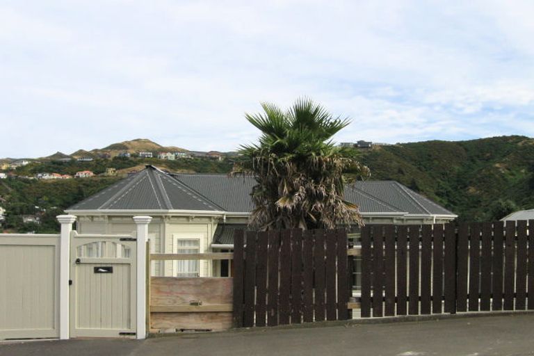 Photo of property in 82 Tiber Street, Island Bay, Wellington, 6023