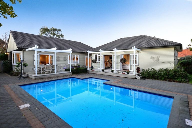 Photo of property in 11 Casey Avenue, Fairfield, Hamilton, 3214