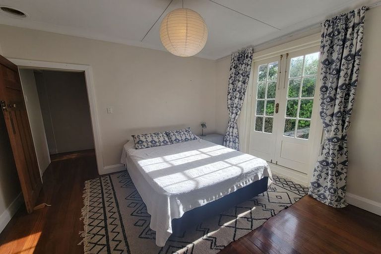 Photo of property in 212 Barnard Street, Wadestown, Wellington, 6012