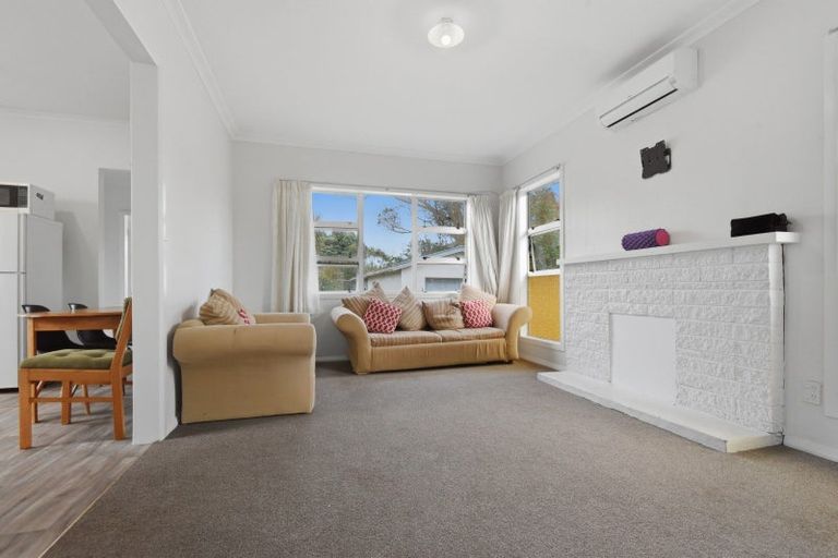 Photo of property in 11 Nikau Street, Tawhero, Whanganui, 4501