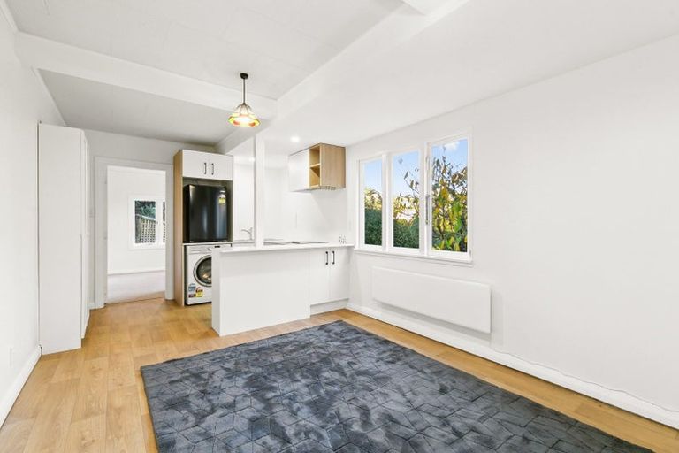 Photo of property in 6 Governor Road, Northland, Wellington, 6012