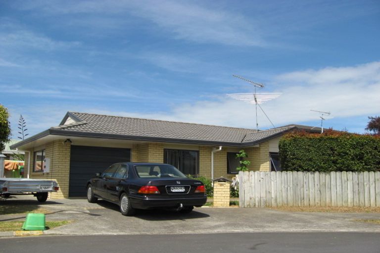Photo of property in 34 Koru Street, Mangere Bridge, Auckland, 2022