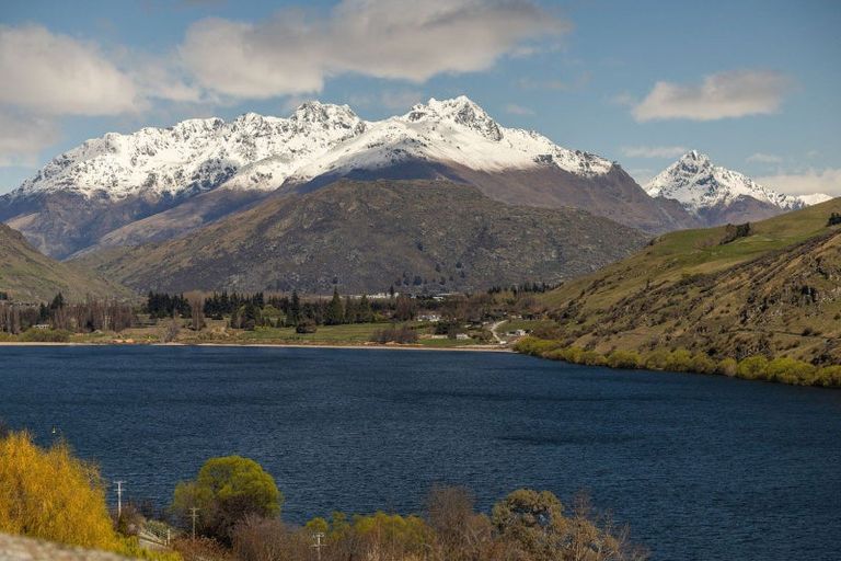 Photo of property in 38 Wilding Road, Lake Hayes, Queenstown, 9371