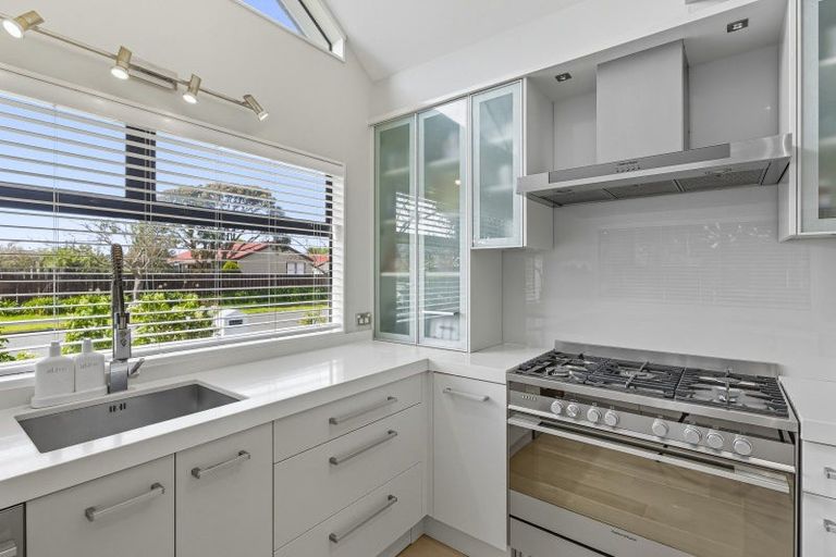 Photo of property in 4 Beach Haven Place, Paraparaumu Beach, Paraparaumu, 5032